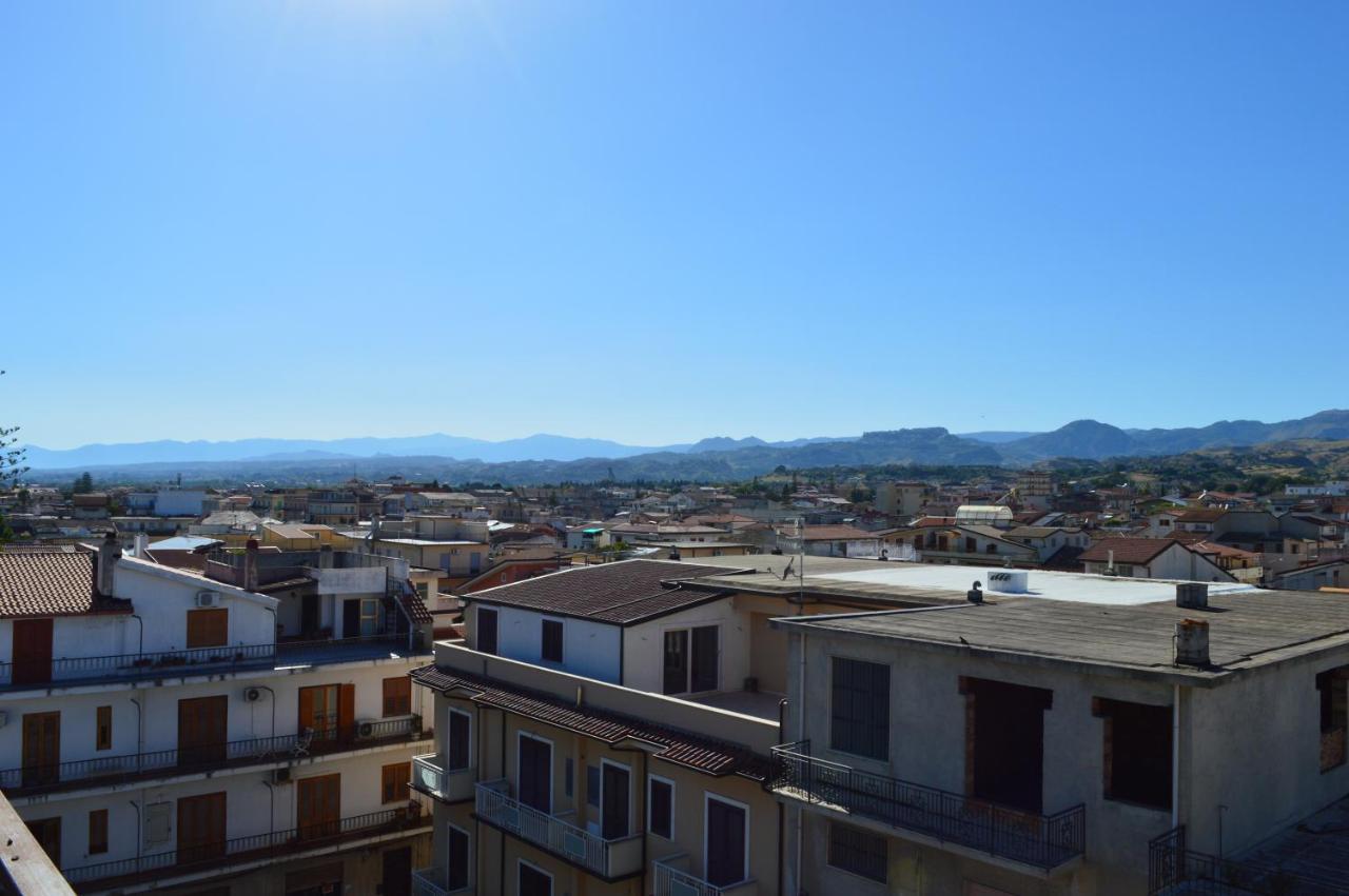 Emerella Guest House Siderno Beach Buitenkant foto